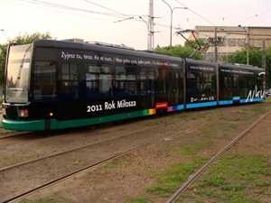 Oklejanie tramwajów
