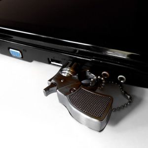Metalowe USB - rewolwer 8 GB
