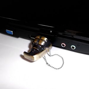 USB - metalowy granat 8 GB