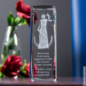 Statuetki grawerowane na zamówienie