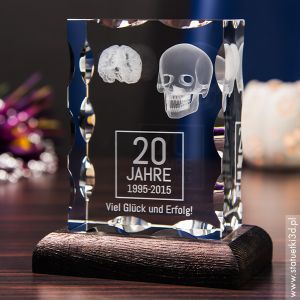 Statuetki, kryształy 3D, trofea grawerowane na zamówienie