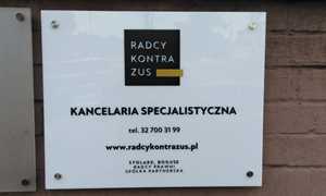 Tablica z plexi mlecznej