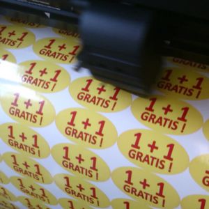 Naklejki produktowe - szybki druk