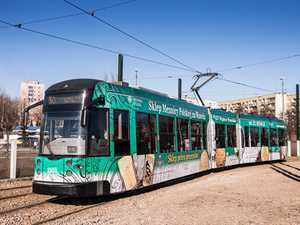 Oklejanie tramwajów