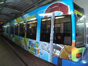 Oklejanie tramwajów