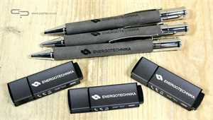 Długopisy i metalowe USB z grawerem