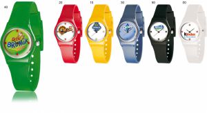 Plastikowe zegarki znakowane na cyferblacie