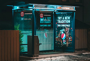 10 zastosowań wyrobów plexi w reklamach, o których nie wiedziałeś