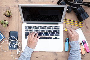 Dlaczego profesjonalne usługi DTP to fundament skutecznych materiałów reklamowych