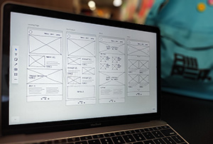 Dlaczego sprzedaż w sklepie internetowym spada lub stoi w miejscu? Jak to naprawić?