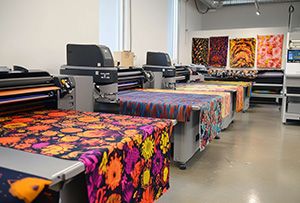 Drukarnia sublimacyjna bez tajemnic – dlaczego warto wybrać nadruk sublimacyjny?