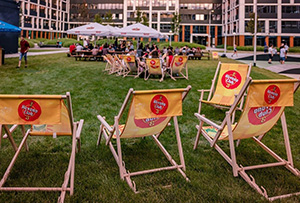 Event firmowy bez stresu – co daje współpraca z profesjonalną agencją eventową?