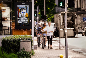 Jak reklama zewnętrzna wspiera sprzedaż w modelu omnichannel