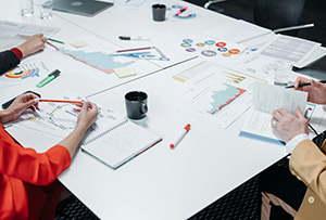 Jak skutecznie zareklamować produkty swojej marki?