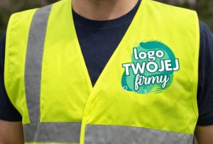Kamizelki odblaskowe z własnym nadrukiem – bezpieczeństwo i widoczność Twojej marki