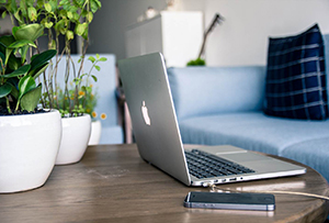 Mac Mini i iPad Pro czy MacBook Pro do pracy w reklamie?