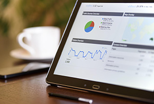 Strategia content marketingu vs strategia sprzedażowa - jak je ze sobą połączyć?